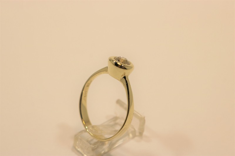 Damen Ring Solitär Altschliff - Diamant ca.0,54 Karat in 0,585 Gelbgold Nr.07